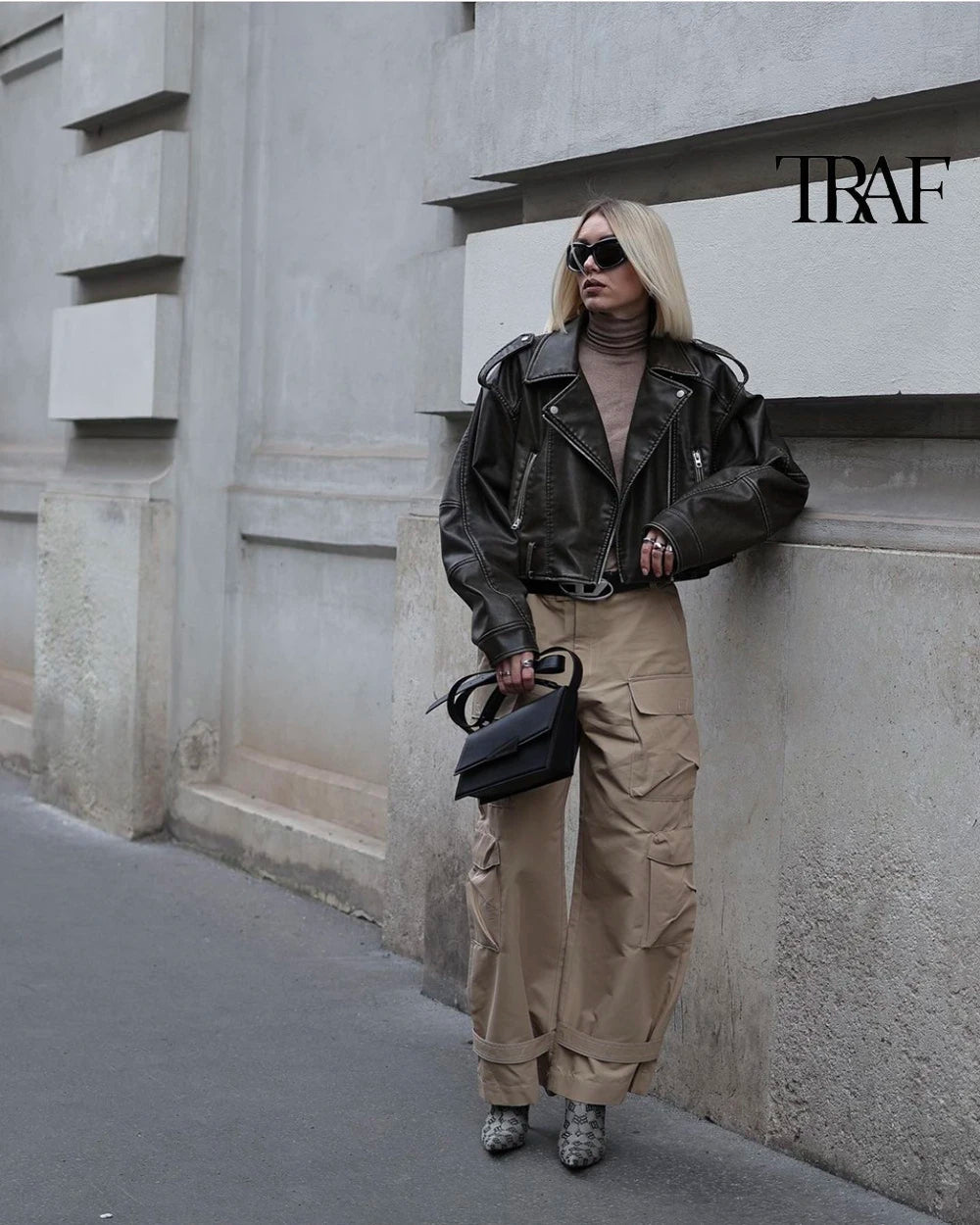 TRAF Damen Vintage lose Lederjacke Gürtel Schulter Abzeichen Zip Revers Jacke Handsome Washed Leder Motorrad Kleidung.