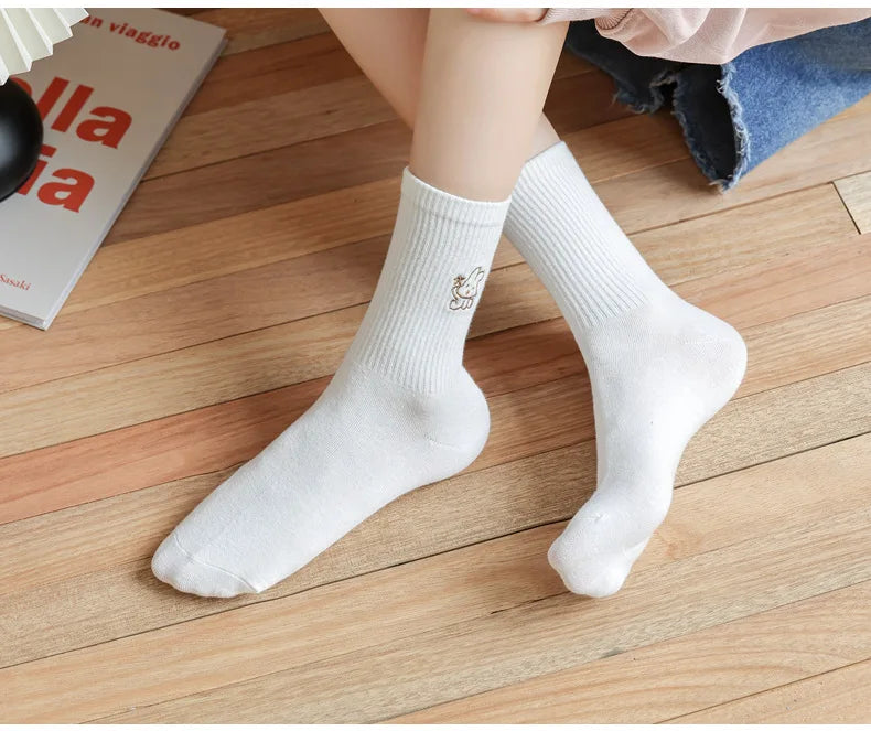 5 Pairs of White Women's Embroidered Socks for All Seasons Cotton Socks Mid-high Tube Student Cartoon Sports Socks.