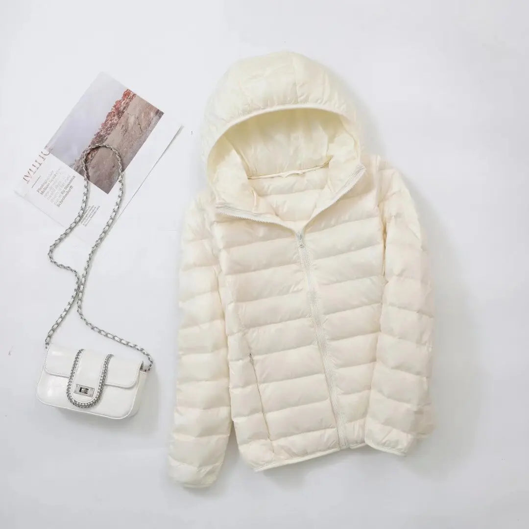 2024 neue Ankünfte Frauen Mit Kapuze Ultra Leichte Packbare Puffer Jacken Herbst Winter Weiße Ente Unten Weiblichen Koreanischen Dünnen Mantel.