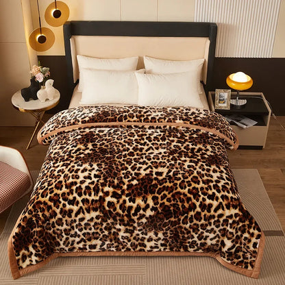 Double layer thickened to 6kg blanket quilt autumn and winter warm fleece wedding blanket cushion bedding