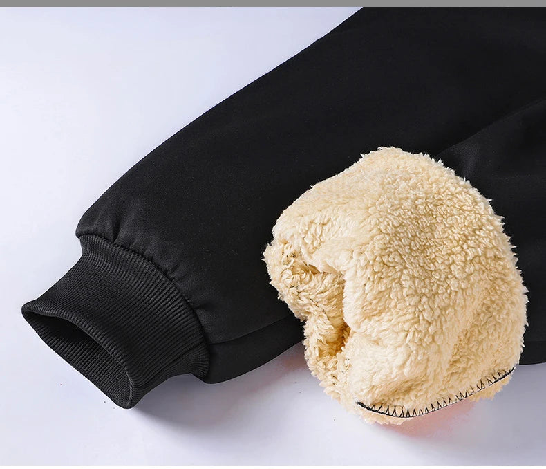 Pants for men in autumn and winter, thickened with fleece for outerwear, casual pants, warm lamb wool sports sweatpants.