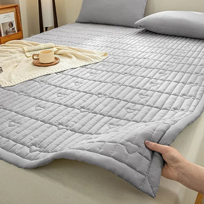 Washed cotton quilted thicken mattress pink romance heart sleeping mat 150cm bed sheet bed protection pad queen king size.