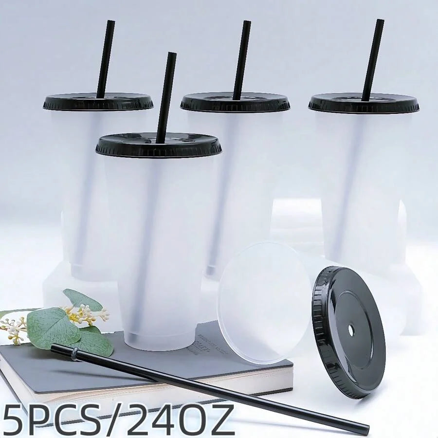 5pcs 24oz Transparent Reusable Tumblers With Black Lids and Straws Iced Coffee Water Bottle Cold Smoothie Cups For Parties Drink.