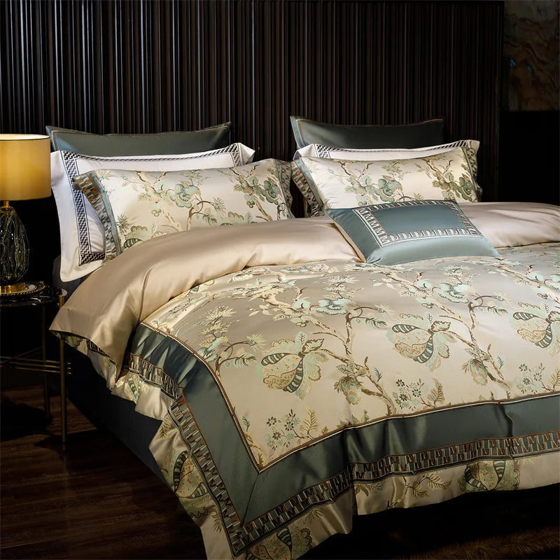 Luxury Satin Jacquard Egyptian Cotton 4/6/10Pcs European Palace Wedding Bedding Set Silky Duvet Cover Set Bed Sheet Pillowcases.