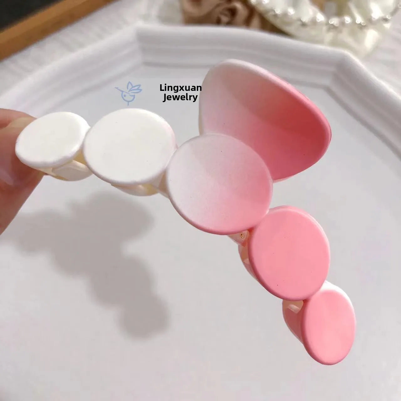 Matte Flower Hair Grips Set for Women Fairy Style Fresh Sweet Headwear for Updo Hairdo Back of Head Hair Accessories.