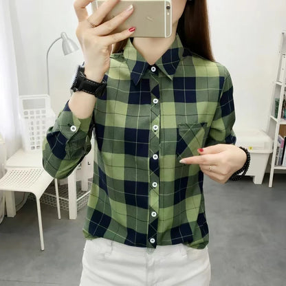 2024Spring and Autumn New College Style Women's Long sleeved Bottom Top Cardigan Long sleeved Fashion Plaid Shirt.