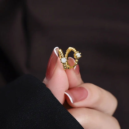 4PCS Fashion Zircon Round Hoop Earring Set Women Temperament Flower Ear Stud Huggie Earring Tragus Piercing Cartilage Jewelry.