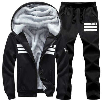 Winter New Men's Fleece Thickened Warm Sports Suit Fashionable Hooded Full Zipper Solid Color Trendy Casual Men's Suit.
