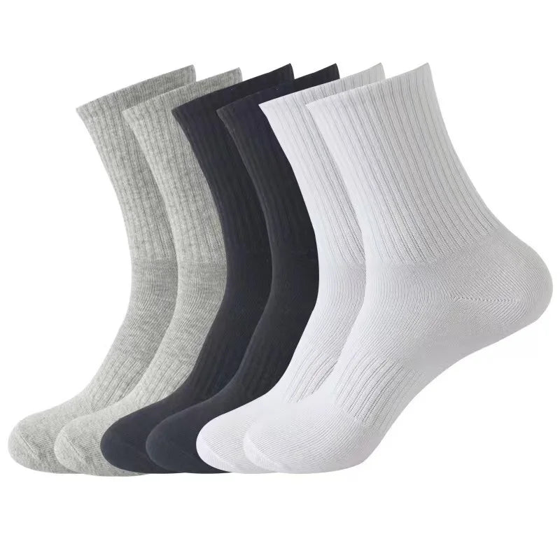 Mens Moisture Wicking Outdoor Hiking Work Cotton Socks Compression Cushion Crew Socks Leisure Men Black Socks 5 Pairs.