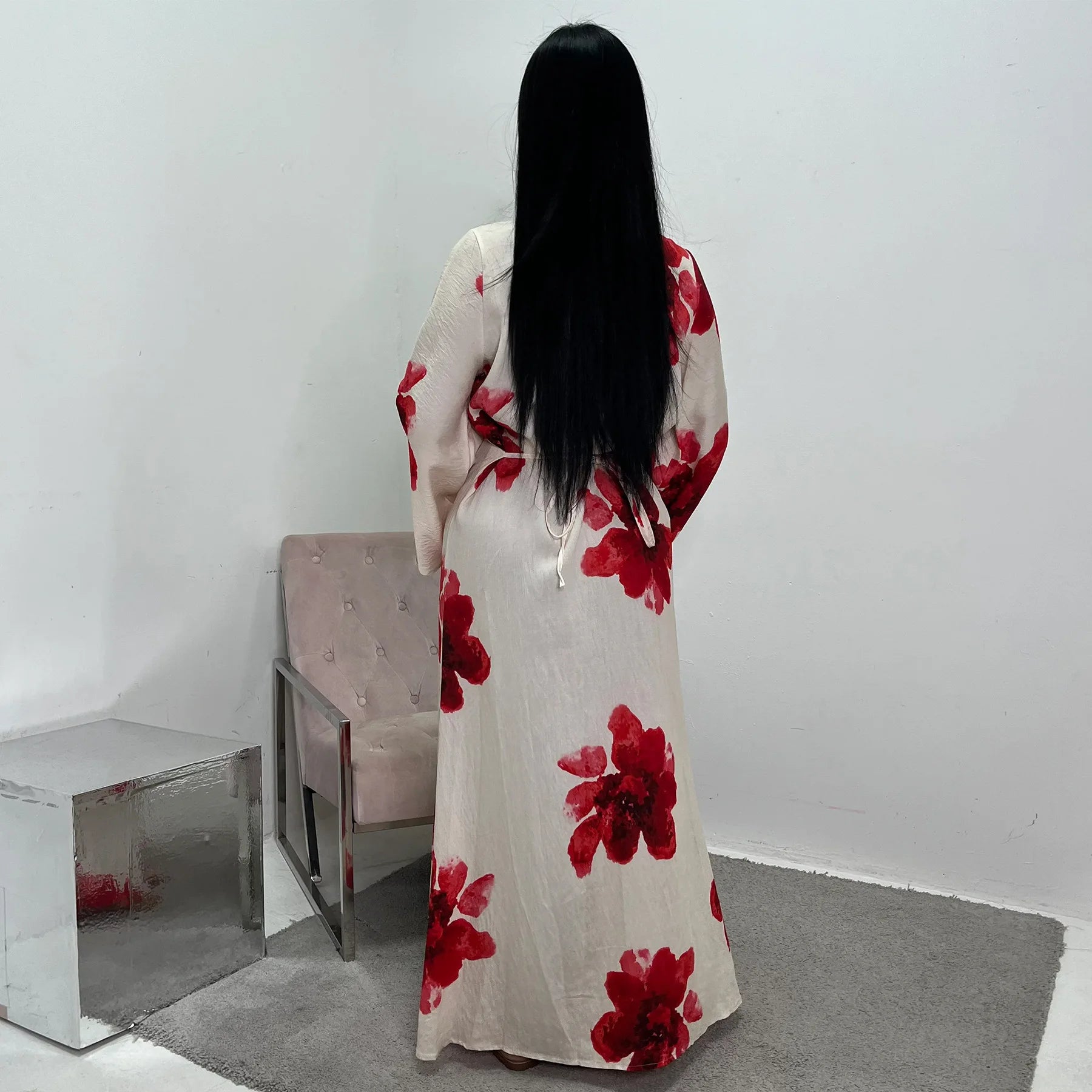 Arabesque Bell Sleeve Flowy Maxi Abaya Dress Elegant Floral Print Muslim Modest Long Dress Islamic Vacation Outfit Summer Robe.