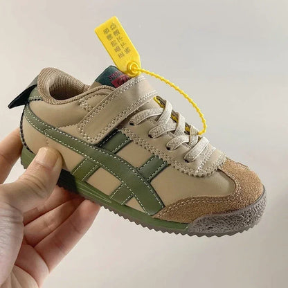 Children's Sneakers Boys Lightweight Breathable Sport Running Shoes Girls Soft Bottom Casual Shoes Student Shoes.