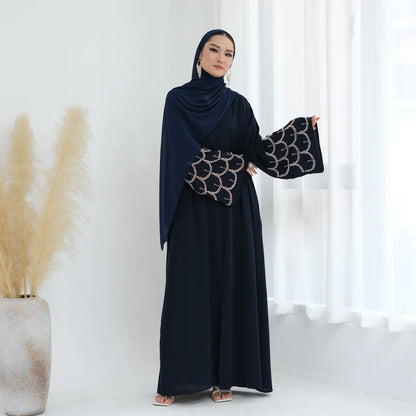 2025 Middle Eastern Islam Outfit for Muslim Women Luxury Dubai Modest Abaya Dress Eid Arabic Cardigan Plain Turkey Kaftan Robe.