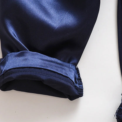 Koreanische Version des Kinder-Pyjama-Sets aus Seidensatin mit langen Ärmeln und Hose, zweiteiliges einfarbiges Cartoon-Set für männliche Babys.