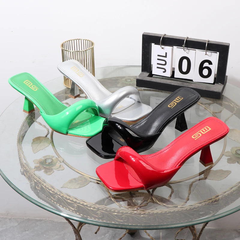 High heeled slippers 2025 Summer wear open-toed Women's sandals with thin heels 7CM Sexy red high heels Banquet shoes.