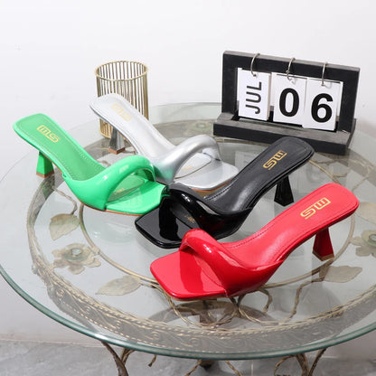 High heeled slippers 2025 Summer wear open-toed Women's sandals with thin heels 7CM Sexy red high heels Banquet shoes.