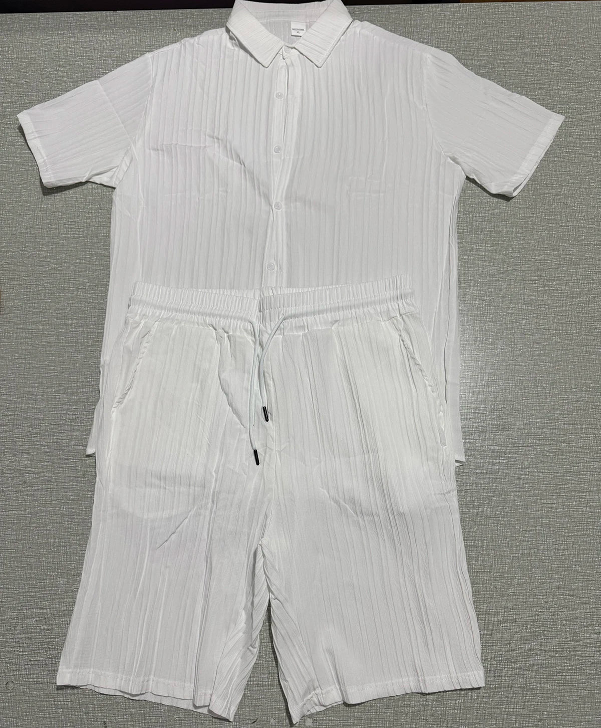 Lazy Street Style Vertical Stripe Slimming Shirt Shorts Two-piece Set No Need To Pair With Autumn Men's Thin Knit Sports Suit.