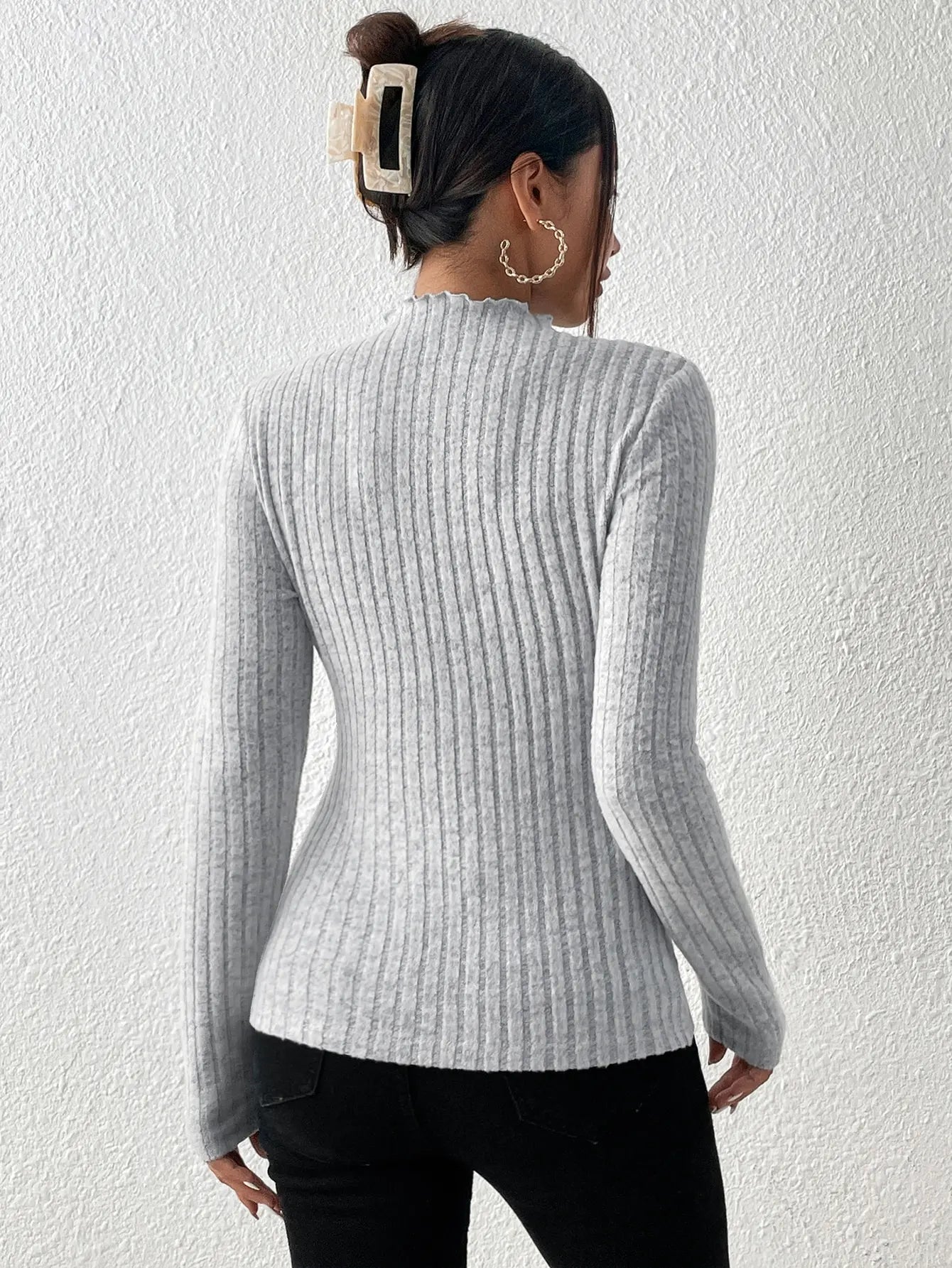Fashion Slim Ruffle Neck Knit Long Sleeve Top, Lace Mid-Collar Women's Striped Bottom Shirt, Autumn and Winter Casual Sweater.
