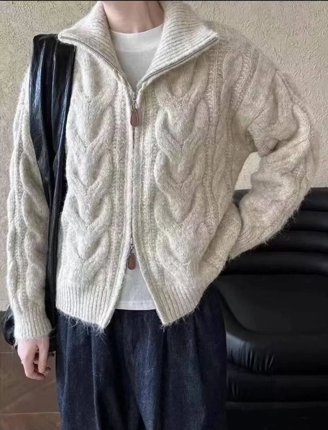 Women Autumn Winter New Lazy Style Loose Knitted Cardigan Retro Solid Color Double Zipper Turn-down Collar Sweater New Women Top.