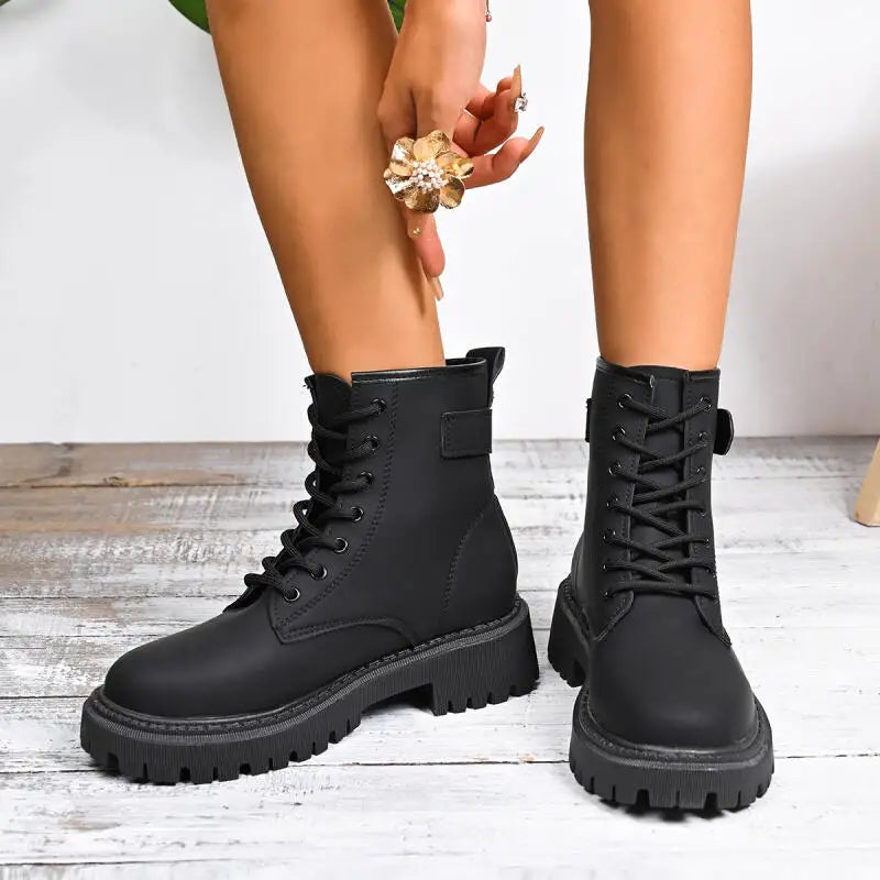 Chunky Platform Thick Heel Pink Ankle Boots Women 2025 Winter Punk Thick Bottom Lace Up Motorcycle Boots Metal Buckle Booties.