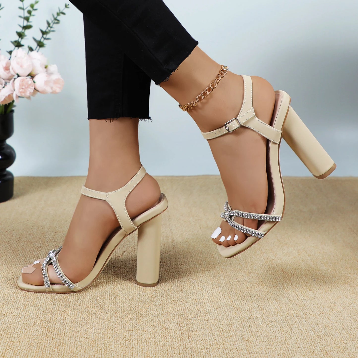 Women's artificial diamond high-heeled sandals  Slides Slipper Wedding Dress  , sparkly.