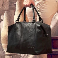 Vintage Crazy Horse Echtes Leder Männer Reisetaschen Gepäck Reisetasche Leder Männer Duffle Bag Große Männer Wochenende Tasche Übernachtung.