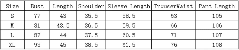 Stand Collar Navel T-shirt and Trumpet pants.