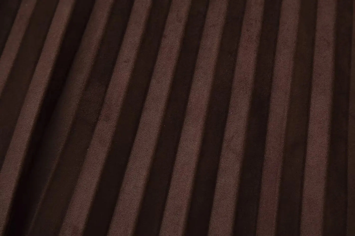 European and American style autumn new fashion trend casual simple women's matching belt suede effect pleated midi skirt.