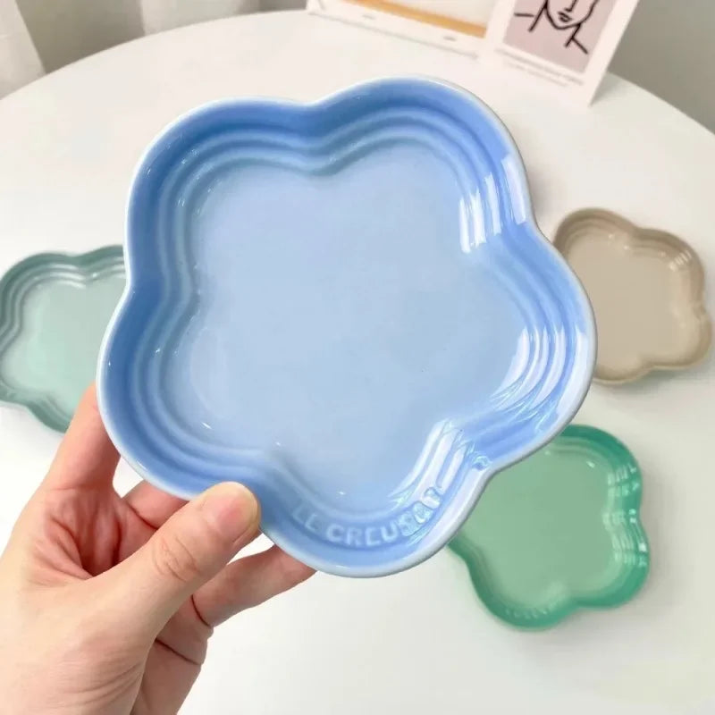 Plum French Home Ceramic Underglaze Colored Small Plum Blossom Plate Handmade Flower Shaped Side Dish Decorative Dessert Tray.