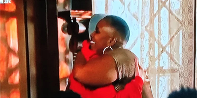 New Fashion 316L Stainless Steel Metal Big Circle Hoop Earrings For Women Exaggerated  C-Shaped Round Earrings Jewelry Gifts.