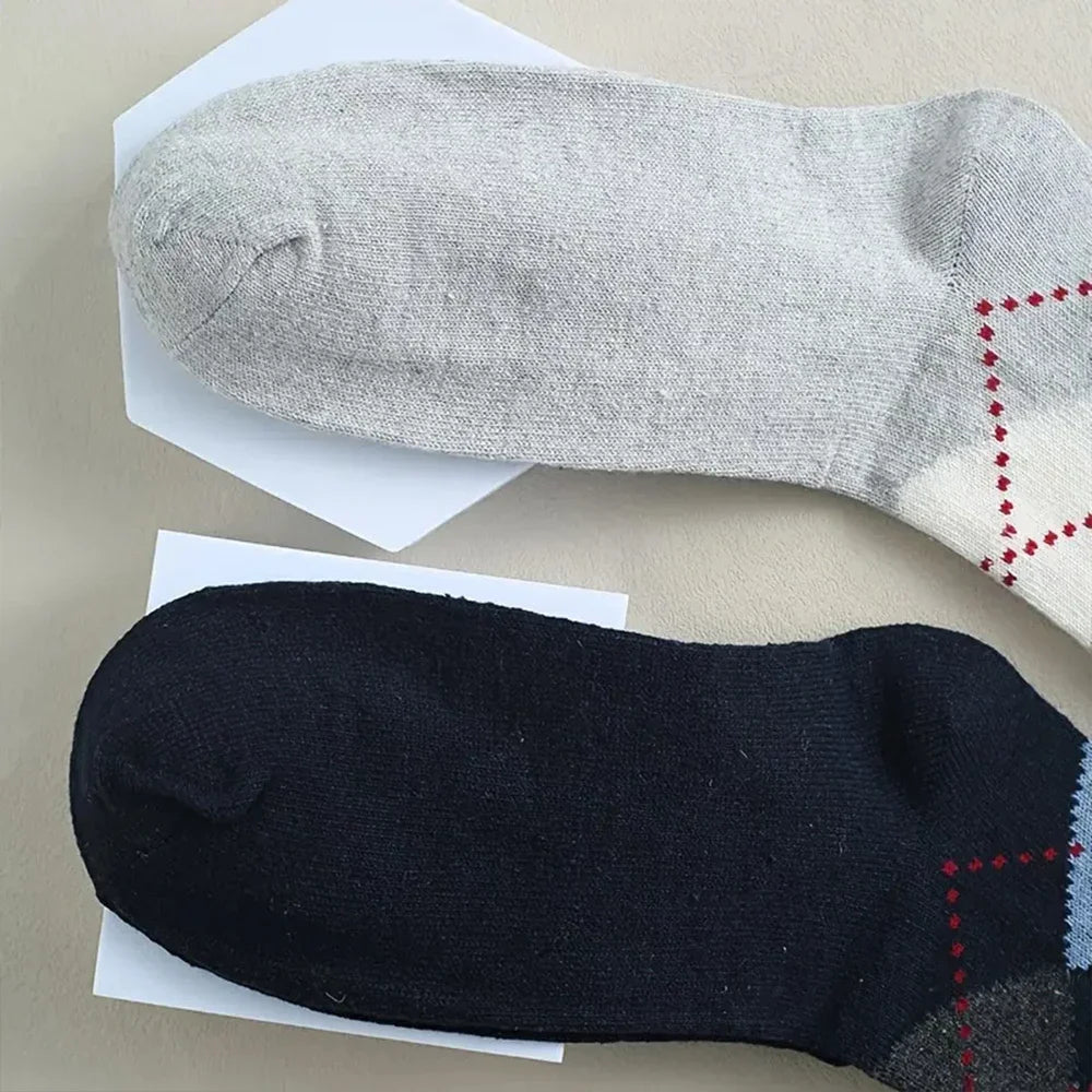 5 Pairs Men's Splicing Diamond Patterns Wool Socks Warm Winter Mid Length Socks Thickening Soft Cold-resistant Men Boots Socks.