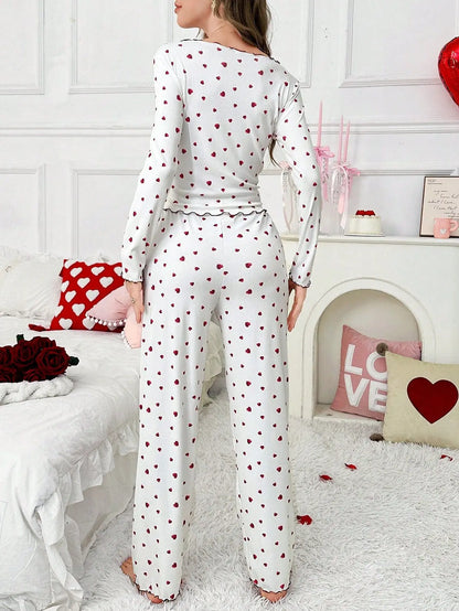 Autumn Winter Sleepwear for Women Two-piece Pajamas Set Heart-shaped Printed Long-sleeved Shirts and Long Pants Homewear.