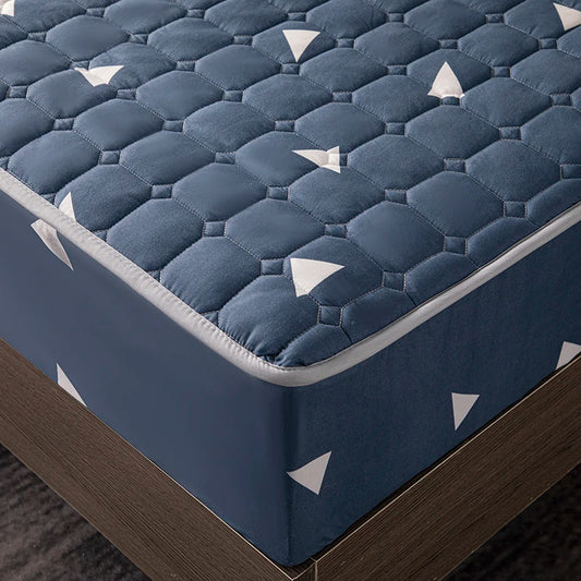 Bonenjoy Printed Bed Cover Simple Style Bedspread Quilted Bed Linen Home Non-slip Mattress Protector 매트리스 커버 (No Pillowcase).