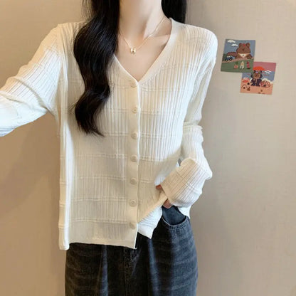 Women's Long-sleeved Button Cardigan Solid Color Casual Loose Fashion Top.