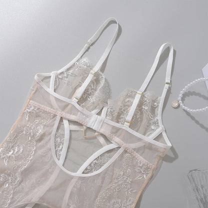 Women's Sexy Lace Luxury Lingerie Set Ultra-thin Mesh Love Heart Decorative Complex Erotic Hot Adult Bra Panties Set for Sex.