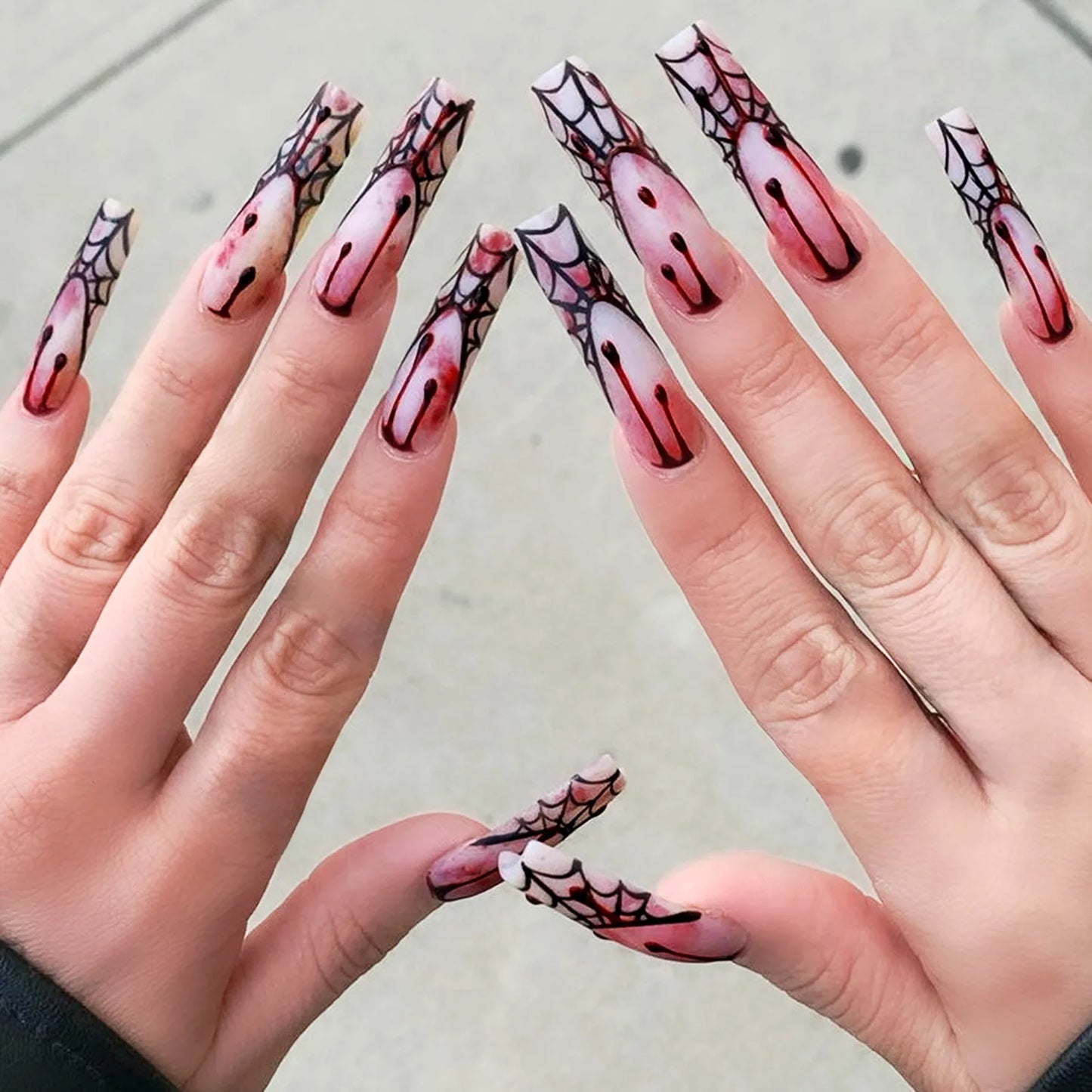 24pcs Glitter Pink Sequins Fake Nails 2025 Halloween Scary Skull Love Print False Nails Wearable European Ballet Press on Nails.