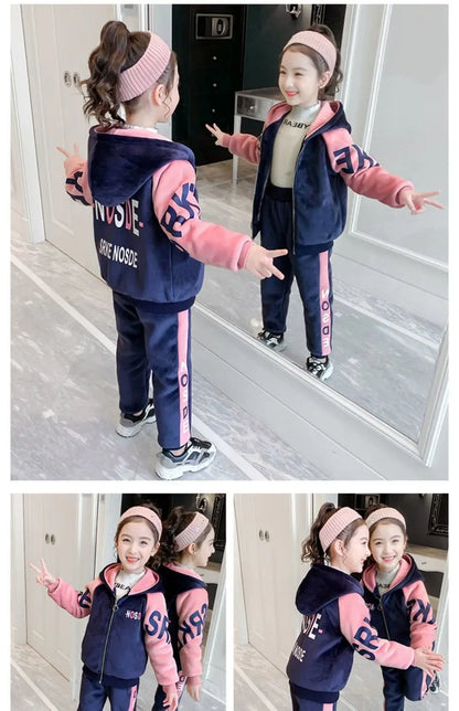 New Winter Keep Warm Girls Clothing Set Padded Lining With Plush Velent Hooded Jacket+Pants 2pcs Suit For 3-12 Years Kids.