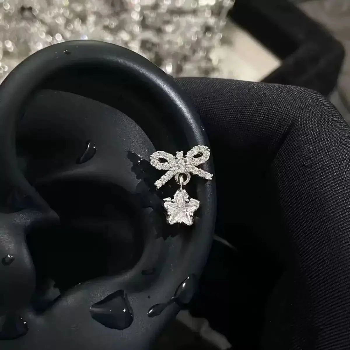 1 Pcs Sliver Dog Bone Claw 316L Stainless Steel Ear Bone Nail Korean Style Fashion Cartilage Earrings For Women Jewelry