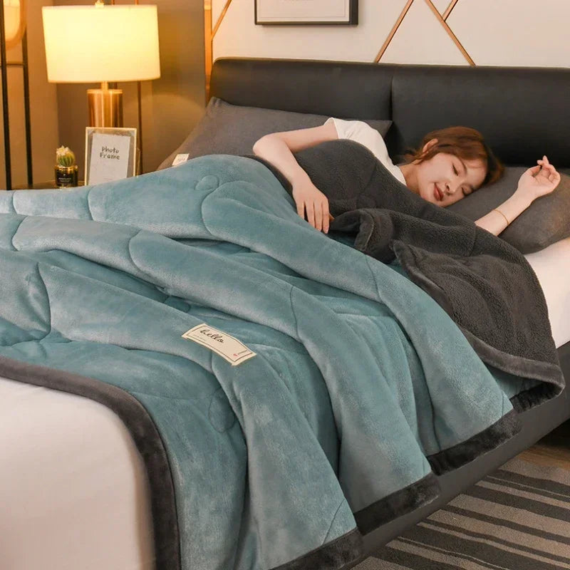 Milk Fleece Autumn Winter Warm Weighted Blankets for Beds European Thickened Beibei Velvet Throw Blanket Warmth Quilt Comforter.