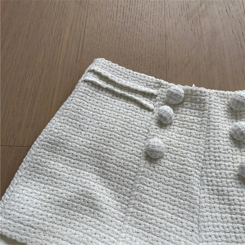 Autumn Winter New Woven Tweed Fungus Edge Buckle Shorts Femininity Versatile High Waist Pure Desire Wind Boots Short Pants.