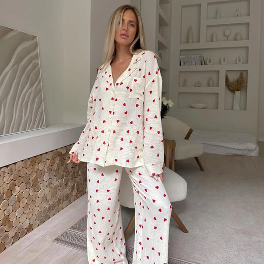 Sommer Neue Liebe Herz Druck Pyjama 100% Baumwolle Langarm Set 2Pcs Outfit Revers Nachtwäsche Taste Unten frauen pyjamas Nachtwäsche.