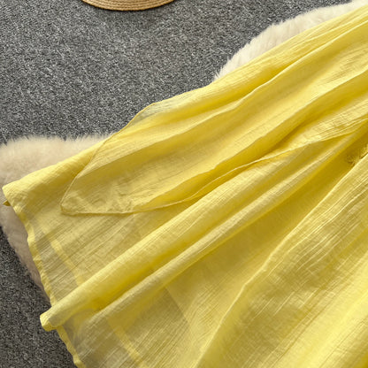 SINGREINY 2025, süßes Sommerkleid für Damen, Spaghettiträger, plissiert, 3D-Blumenmuster, schickes Sommerkleid, Fairycore, unregelmäßiges Kleid.