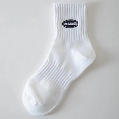 4 Pairs of Men's and Women's Cotton Socks, Four Seasons Anti-odor Running, Sports Sweat-absorbing Embroidery Cotton Socks.