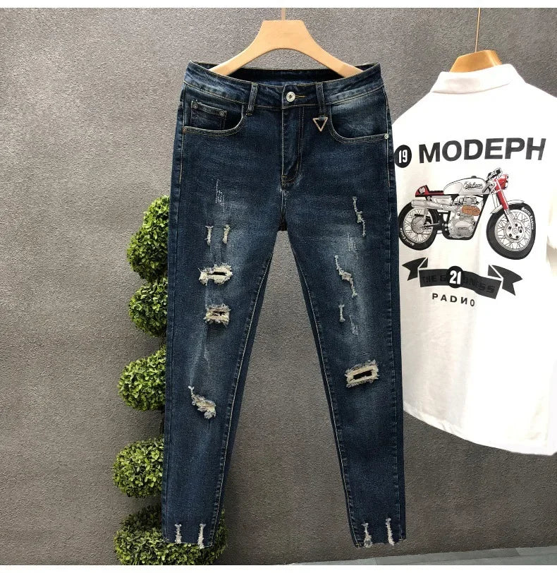 Trendy Unique Holed Men's Jeans Straight Leg Slim Fit Cropped Pants Summer Style Casual Business Fashion Shorts For Men.