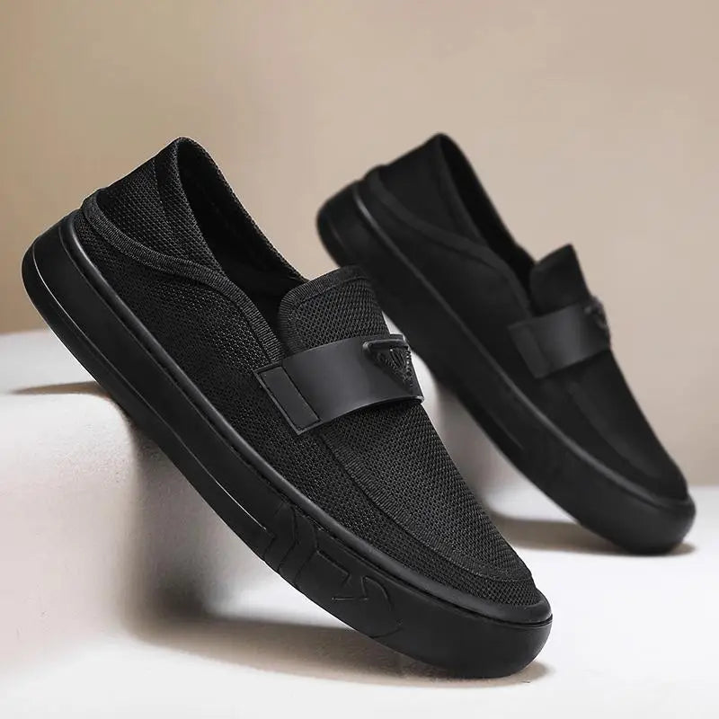 2025 Men's Slip-On Breathable Mesh Skate Shoes Ultra-Light Low-Top Casual Sneakers Trendy Minimalist Comfort Footwear for Men.