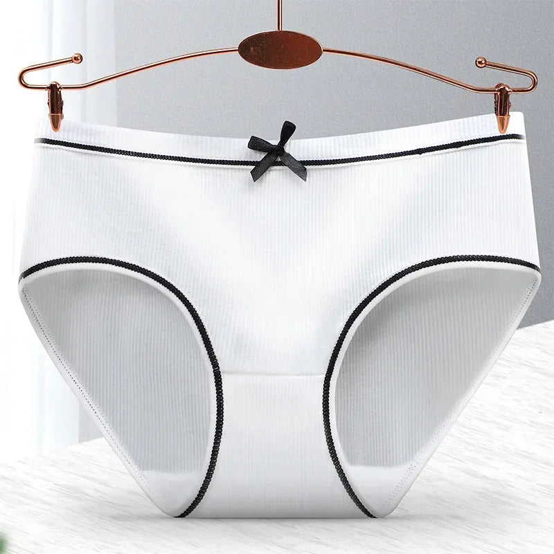 Ladies Cotton Underwear Panties Girls Sexy Seamless Antibacterial Crotch Breathable Briefs Mid-waist Large Size Women's Panties.