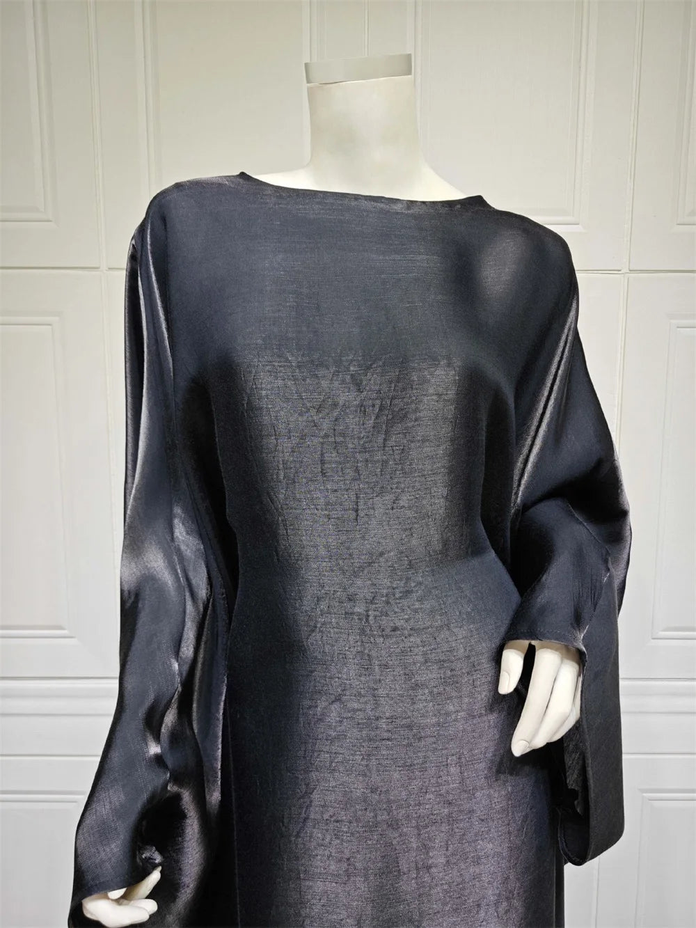 Siskakia Muslim 2024 New Eid Dresses Solid Shiny Satin Batwing Sleeve Modest Kebaya Turkish African Women Abayas Saudi Clothing