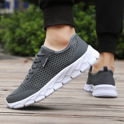 New Running Shoes for Men Comfortable Sports Shoes Lightweight Fashion Summer Plus Size 38-48 Breathable Sneakers for Men.