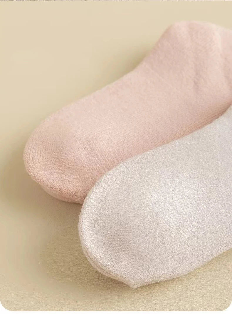 3 Pairs Wool Socks Women Winter Warm Thicken Snow Boot Markron Color Plush Hairy Soft Mid Tube Stockings Floor Sleep Socks White