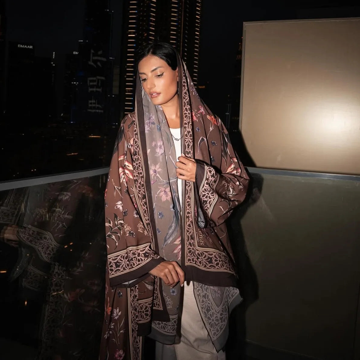 2025, Sommer-Strickjacke mit arabischem Blumenmuster für muslimische Frauen, elegante Dubai-Hijab-Abaya mit innerem islamischem Urlaubsoutfit, neues Türkei-Kleid.