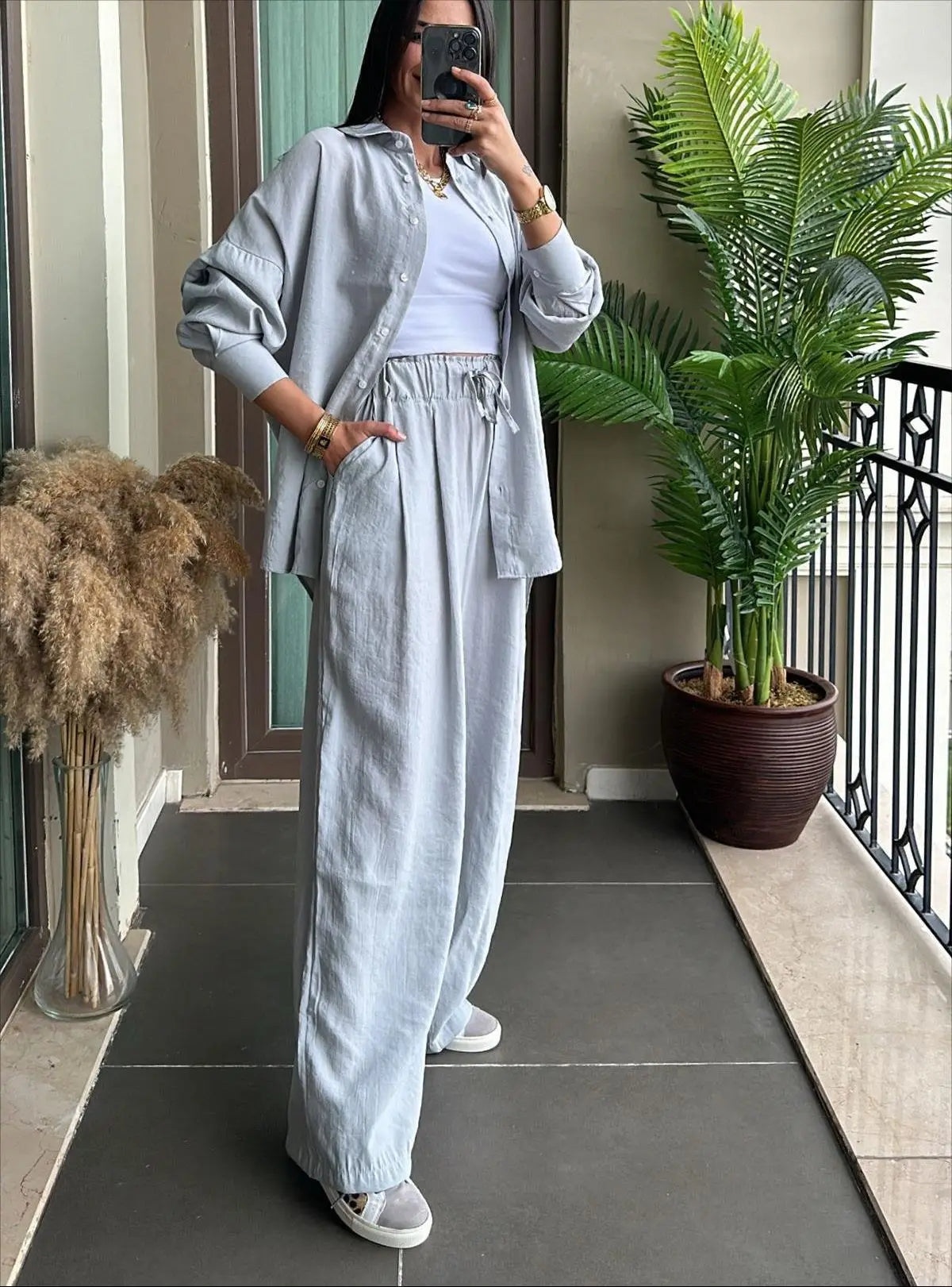 Casual Loose Shirt And Pants Two Piece Sets Women Fashion Solid Long Sleeve Shirts Outfits Autumn Winter Wide Leg Pants Sets.